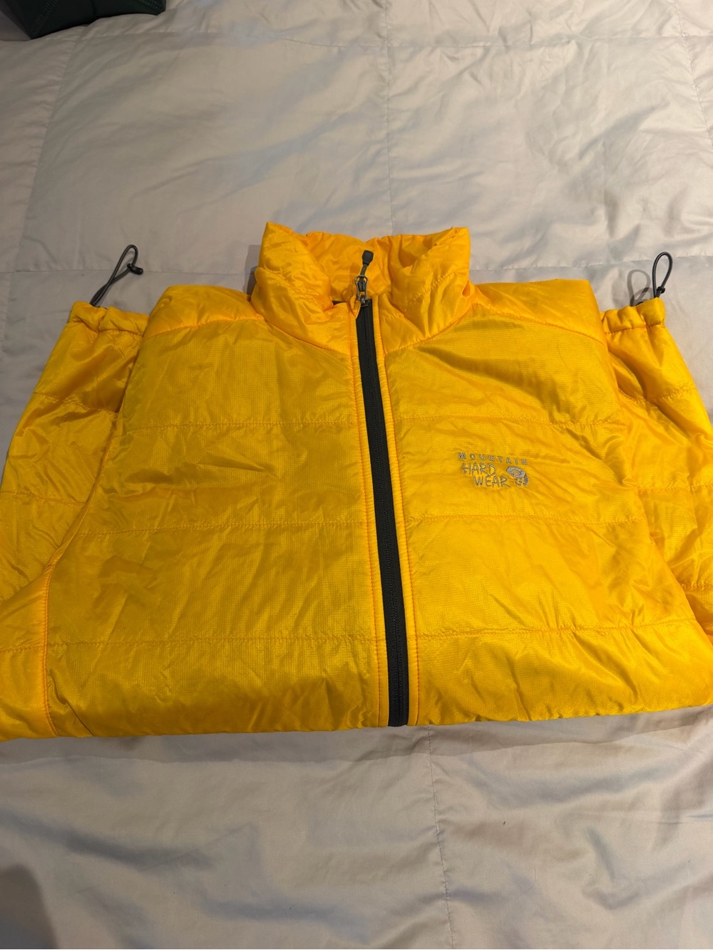 Men’s Mountain Hardwear Bright Yellow Puffer Jacket, Large